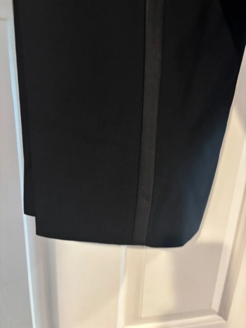 Neil Allyn Formal Collection Sit SZ-4X- Black 2 pc Pant Suit